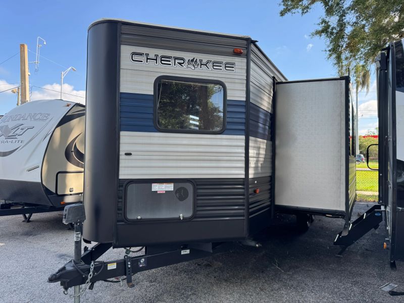 2021 Forest River Cherokee, $ 17,900