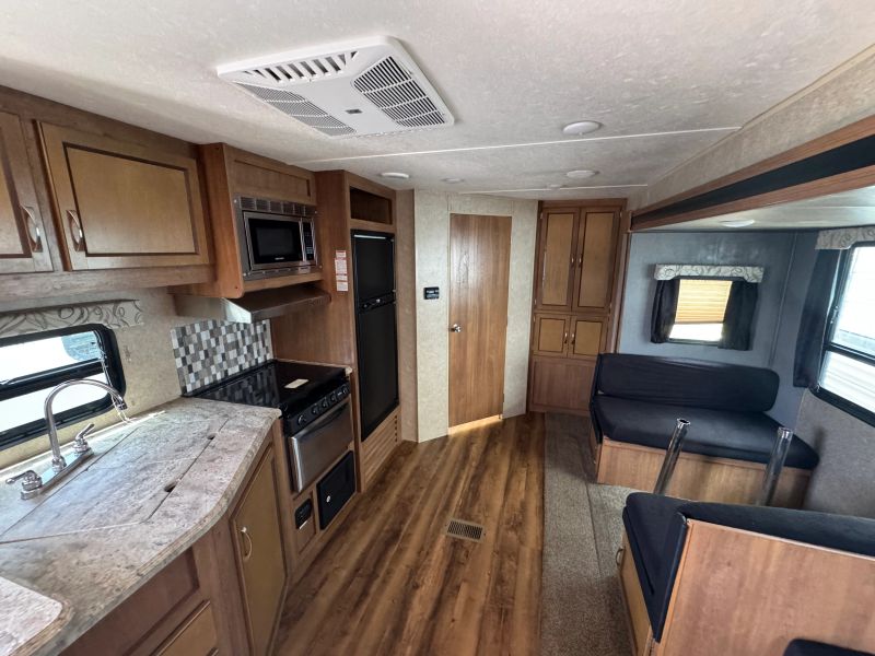 2018 Coachmen Catalina Legacy, $ 13,900