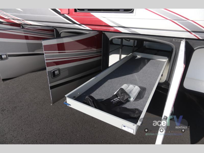 2022 Thor Motor Coach Aria 4000, $ 0
