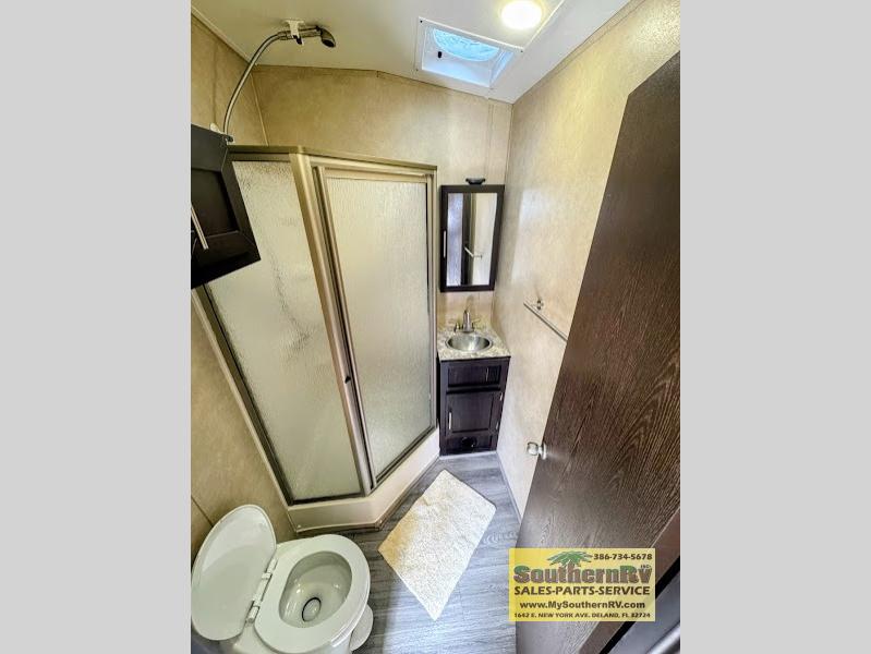 2019 Dynamite Manufacturing Man Cave TH26SS, $ 16,700