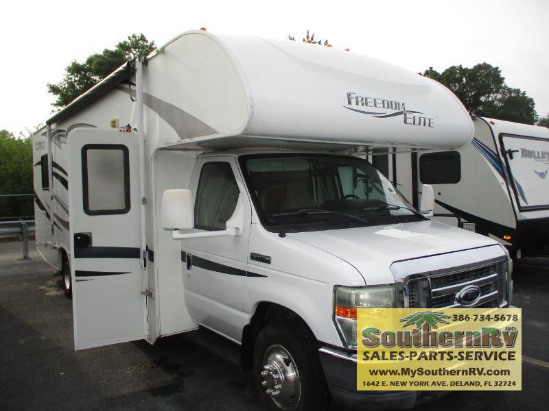 2011 Thor Motor Coach Freedom Elite 28U, $ 27,999