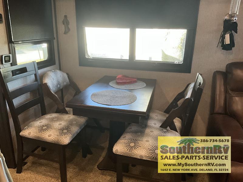 2020 Jayco North Point 377RLBH, $ 35,500
