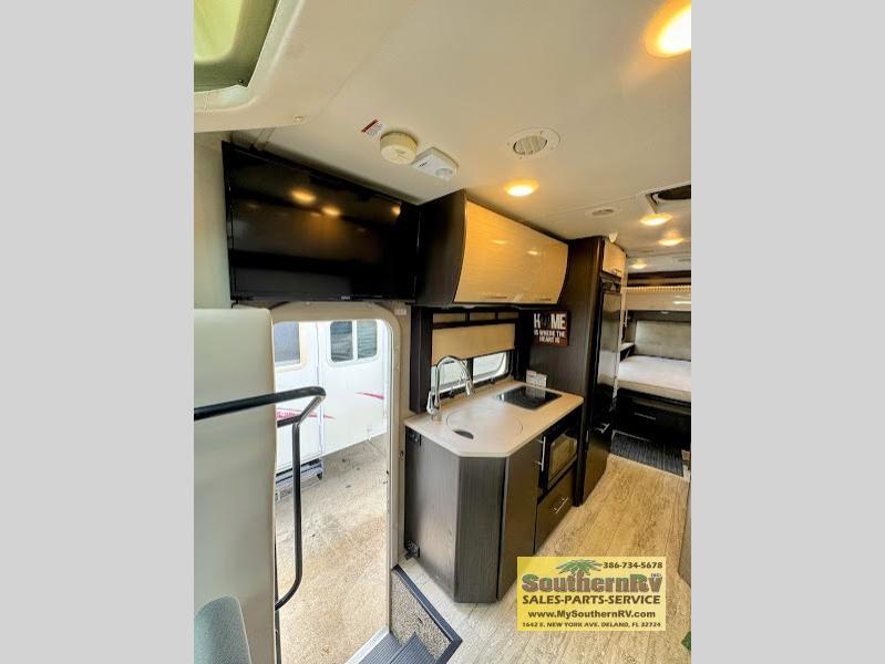2017 Thor Motor Coach Compass 23TR, $ 55,500