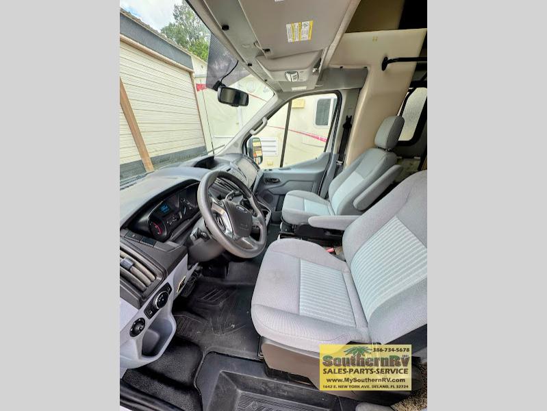 2017 Thor Motor Coach Compass 23TR, $ 55,500