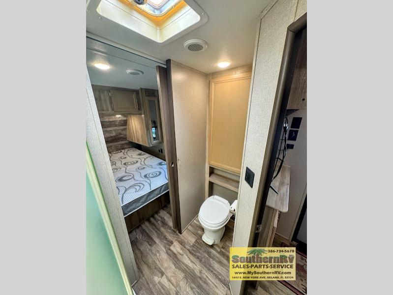 2020 Coachmen Catalina Trail Blazer 26TH, $ 16,999