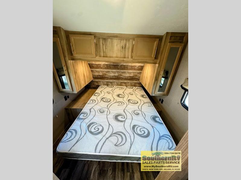 2020 Coachmen Catalina Trail Blazer 26TH, $ 16,999