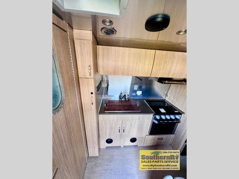 2020 Airstream Flying Cloud 23FB, $ 57,999