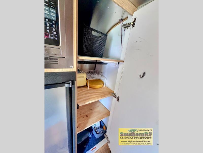 2020 Airstream Flying Cloud 23FB, $ 57,999