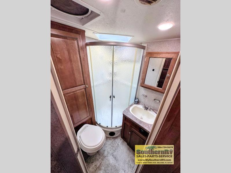 2017 Forest River Flagstaff Shamrock 23IKSS, $ 10,999