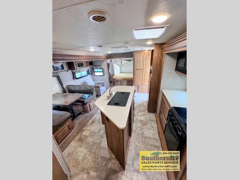 2017 Forest River Flagstaff Shamrock 23IKSS, $ 10,999
