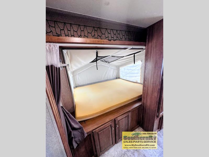 2017 Forest River Flagstaff Shamrock 23IKSS, $ 10,999