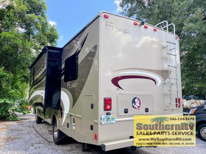 2016 Fleetwood Flair 29T, $ 39,999
