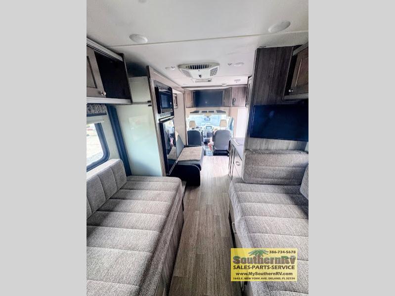 2018 Winnebago Fuse 23A, $ 69,999