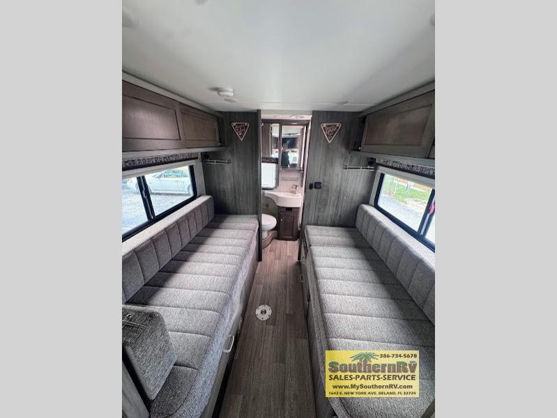 2018 Winnebago Fuse 23A, $ 69,999
