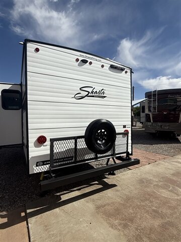 2025 Shasta Shasta 25RB, $ 26,995