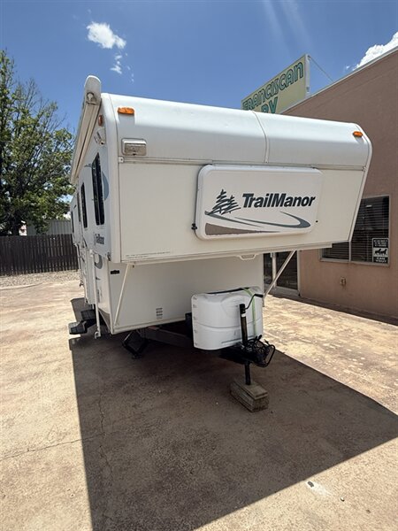 2009 TrailManor 2720, $ 7,999