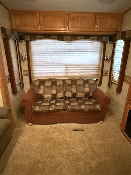 2007 Heartland BIGHORN 2955RL, $ 15,995