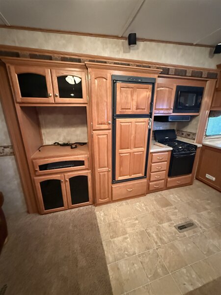 2007 Heartland BIGHORN 2955RL, $ 15,995