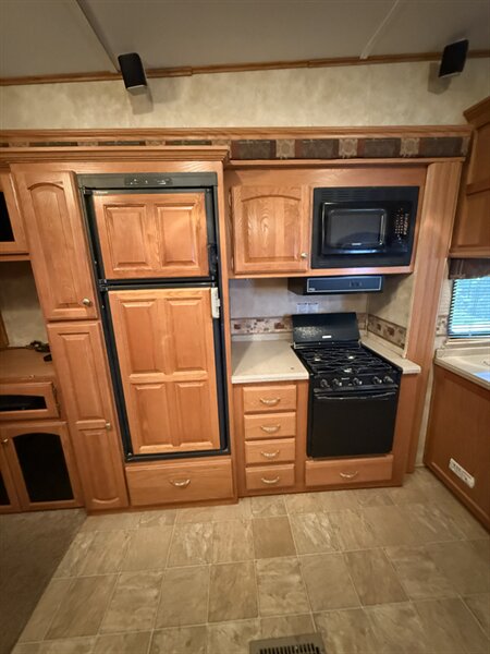2007 Heartland BIGHORN 2955RL, $ 15,995