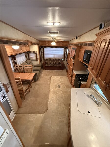 2007 Heartland BIGHORN 2955RL, $ 15,995