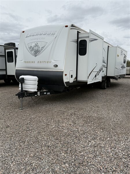 2014 Prime Time Manufacturing LACROSSE 327, $ 15,995