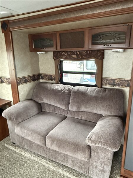 2014 Prime Time Manufacturing LACROSSE 327, $ 15,995