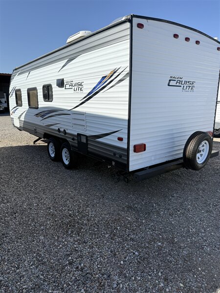 2017 Forest River Salem Cruise Lite 241QBXL, $ 11,750