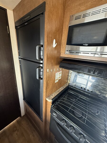 2017 Forest River Salem Cruise Lite 241QBXL, $ 11,750