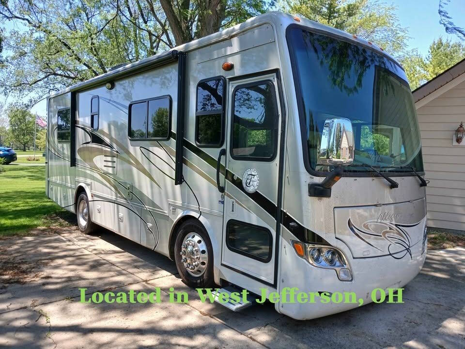 2011 Tiffin Motorhomes Allegro Breeze 28 BR, $ 51,986