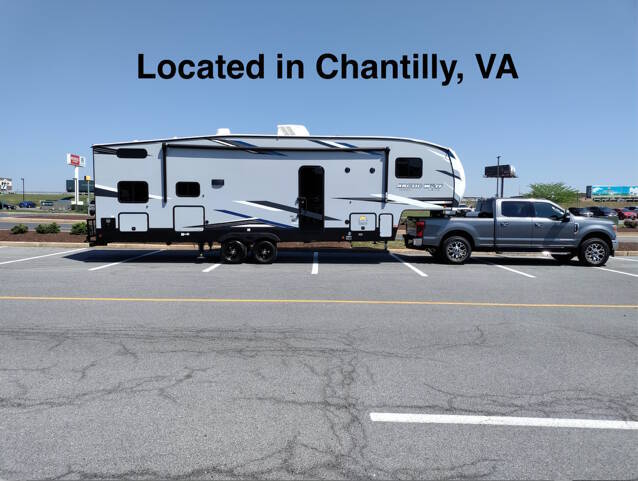 2022 Forest River Cherokee Arctic Wolf 287BH, $ 28,986