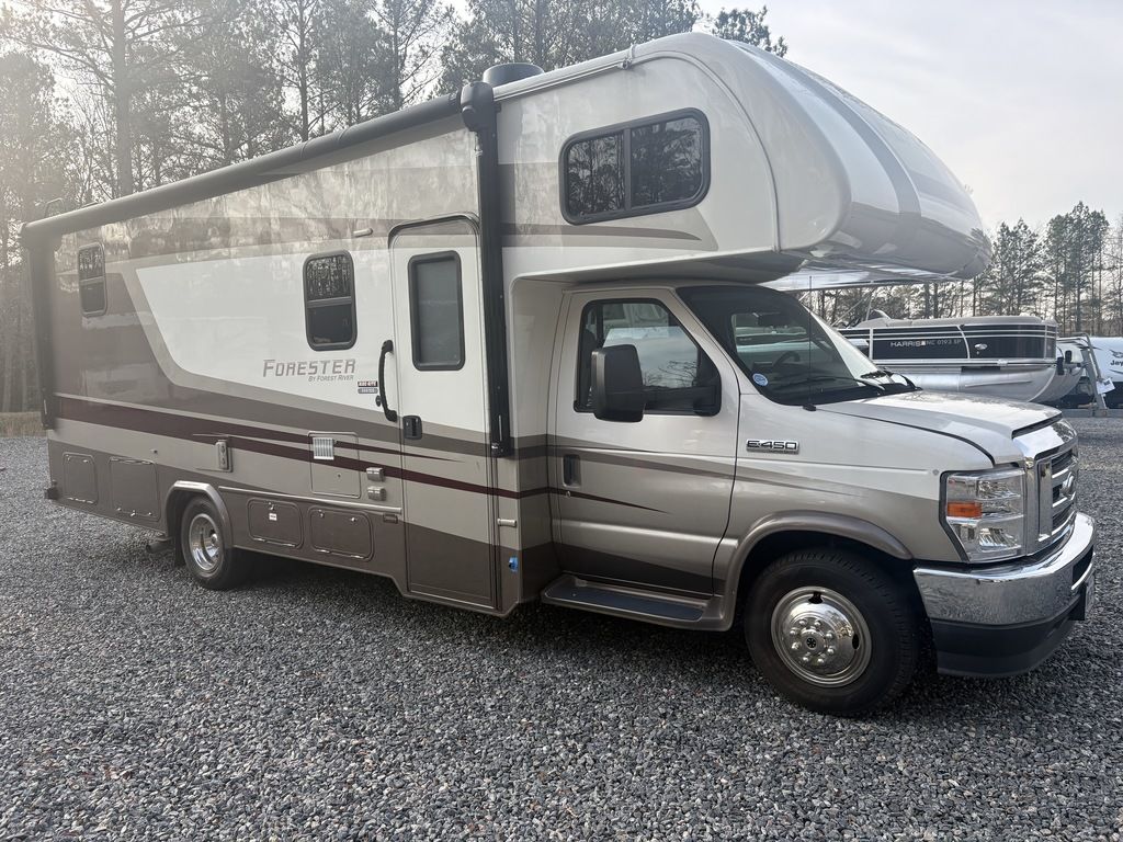 2021 Forest River Forester Classic 2441DS Ford Cha, $ 54,900