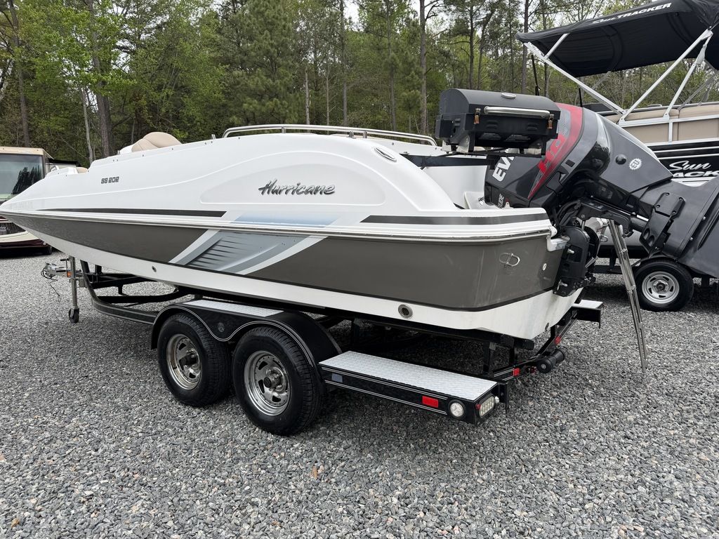 2016 Hurricane SS202, $ 16,900.00