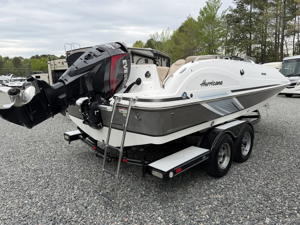 2016 Hurricane SS202, $ 16,900.00