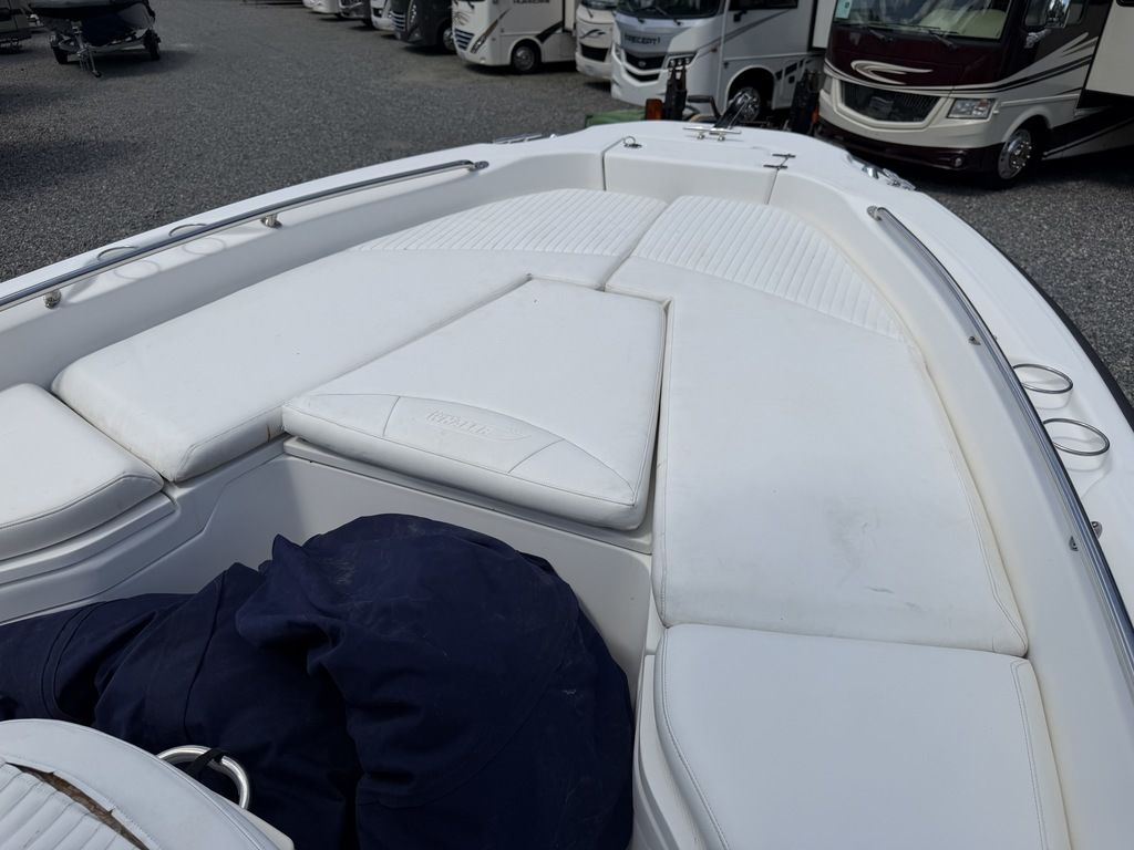 2009 Boston Whaler® 230 Dauntless, $ 49,900.00