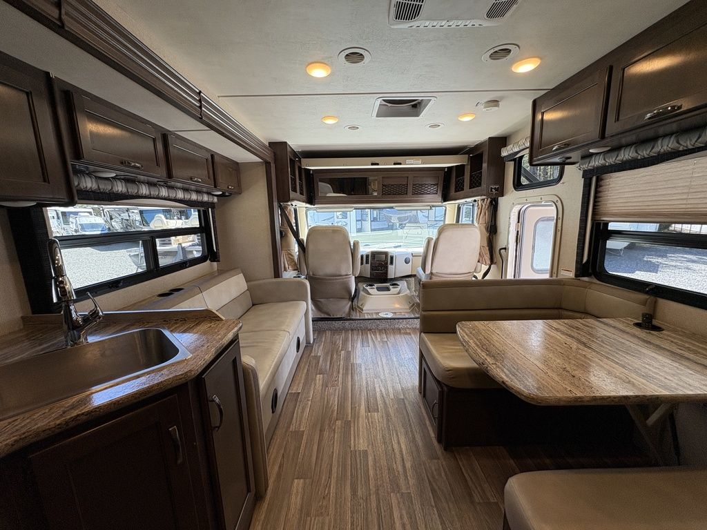 2017 Thor Motor Coach A.C.E. 30.4, $ 34,900