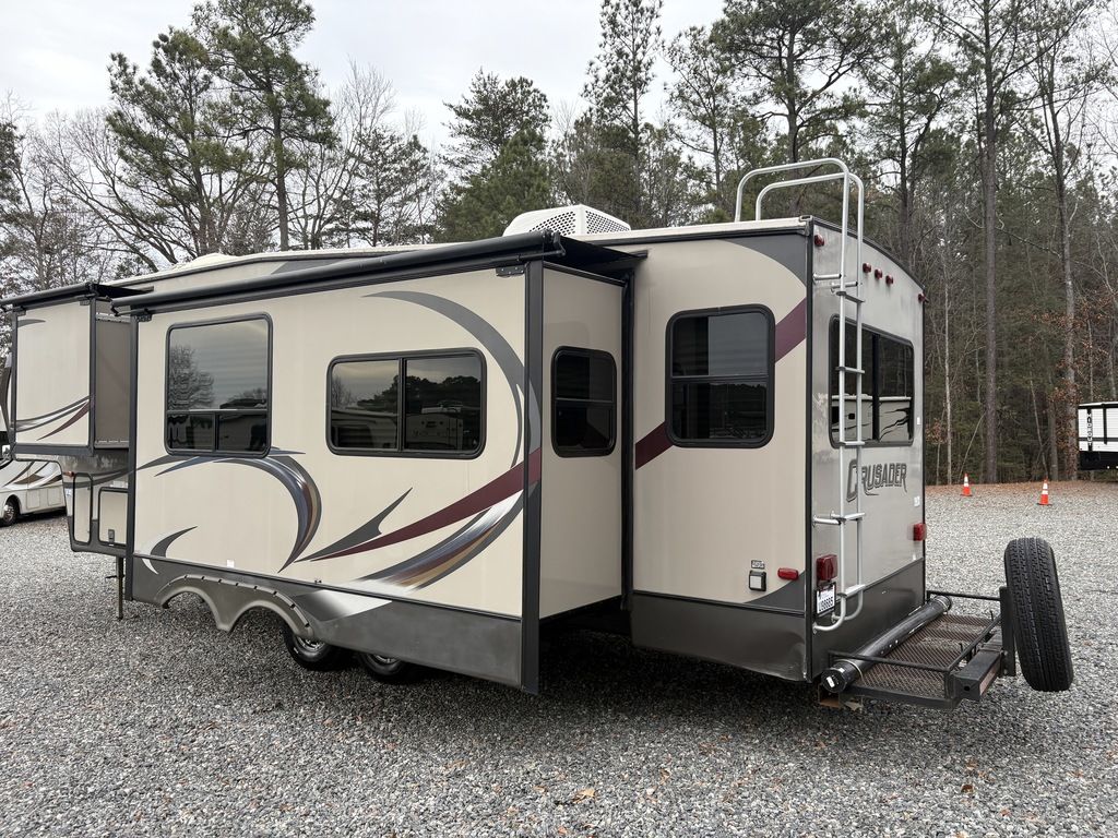 2015 Prime Time Manufacturing Crusader 295RST, $ 13,500