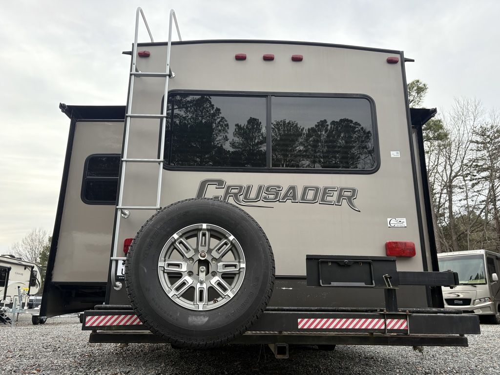 2015 Prime Time Manufacturing Crusader 295RST, $ 13,500