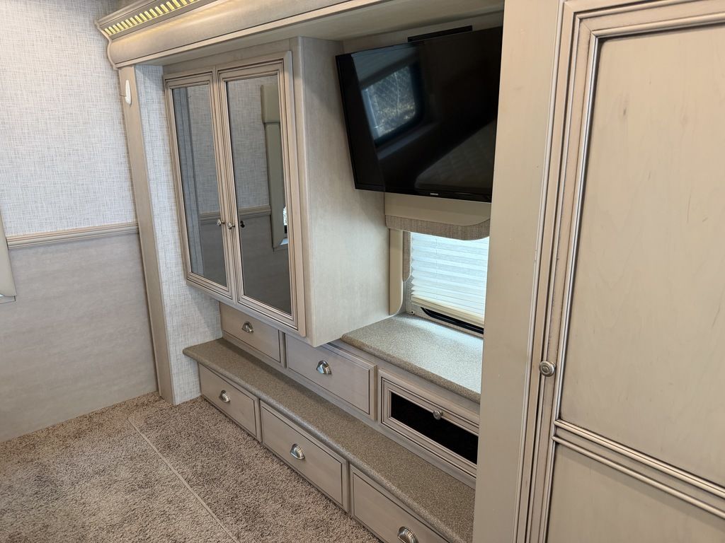 2020 Newmar Bay Star Sport 3008, $ 74,900