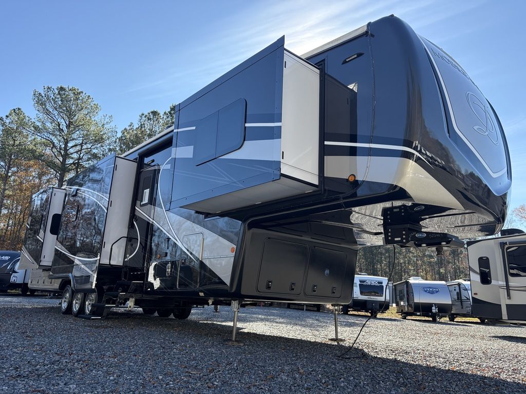 2023 DRV Mobile Suites MS Orlando, $ 124,900