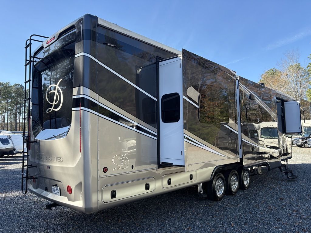 2023 DRV Mobile Suites MS Orlando, $ 124,900