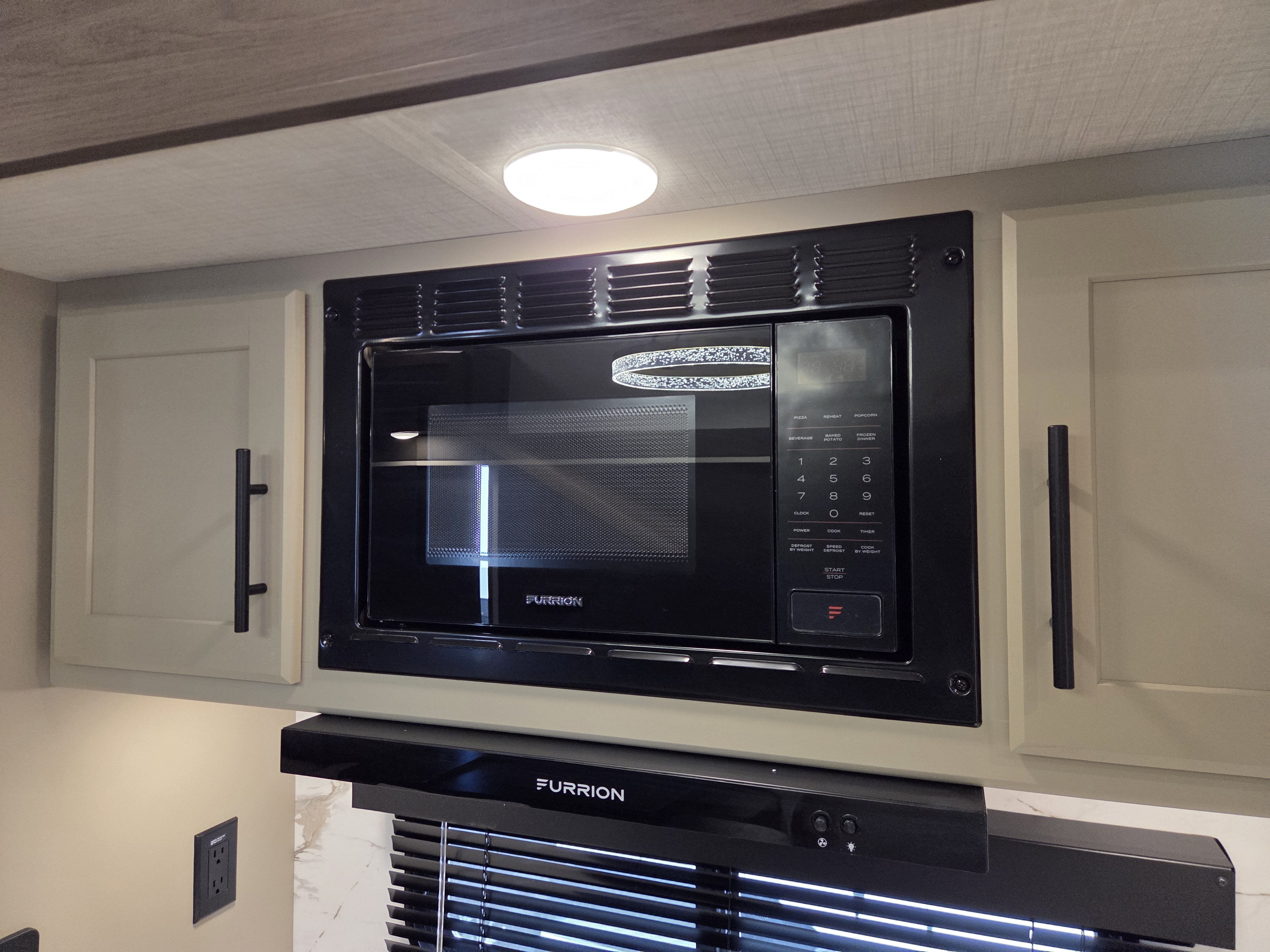 2027 Keystone Cougar Half-Ton (Fifth Wheel) 26RES, $ 55,990