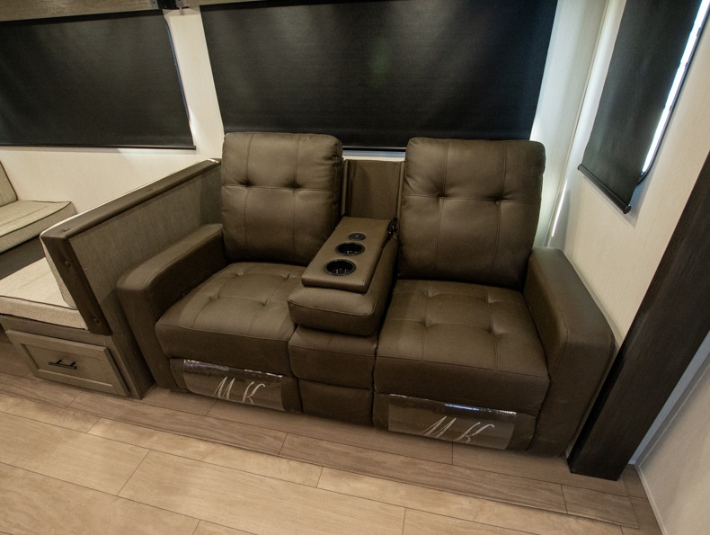 2026 Forest River Cherokee Alpha Wolf 25RB, $ 29,999