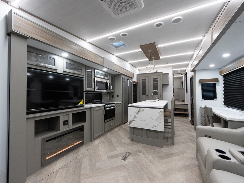 2025 Keystone Sprinter 3210RLS, $ 59,999
