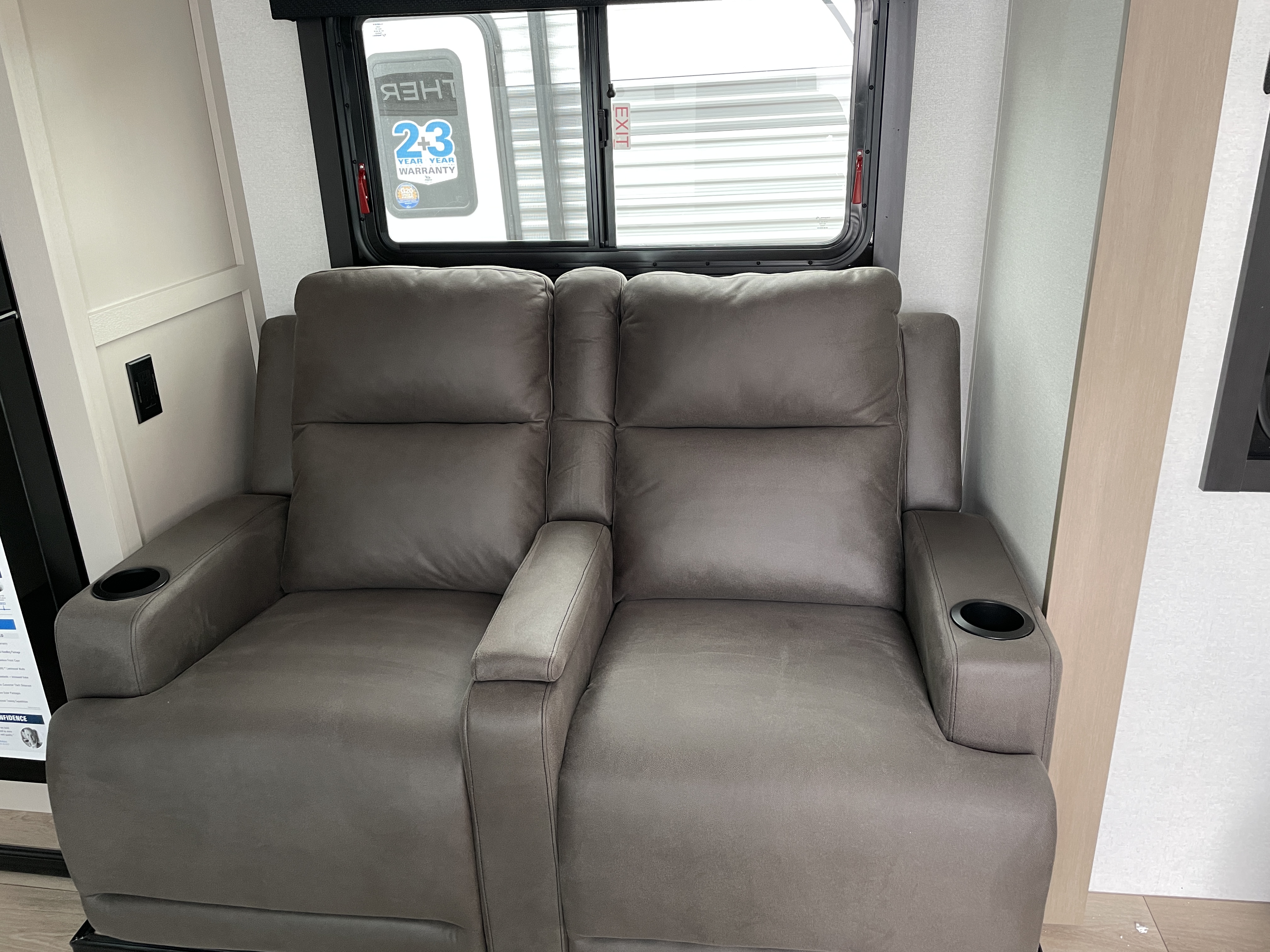 2027 Jayco Jay Feather 21MML, $ 32,995
