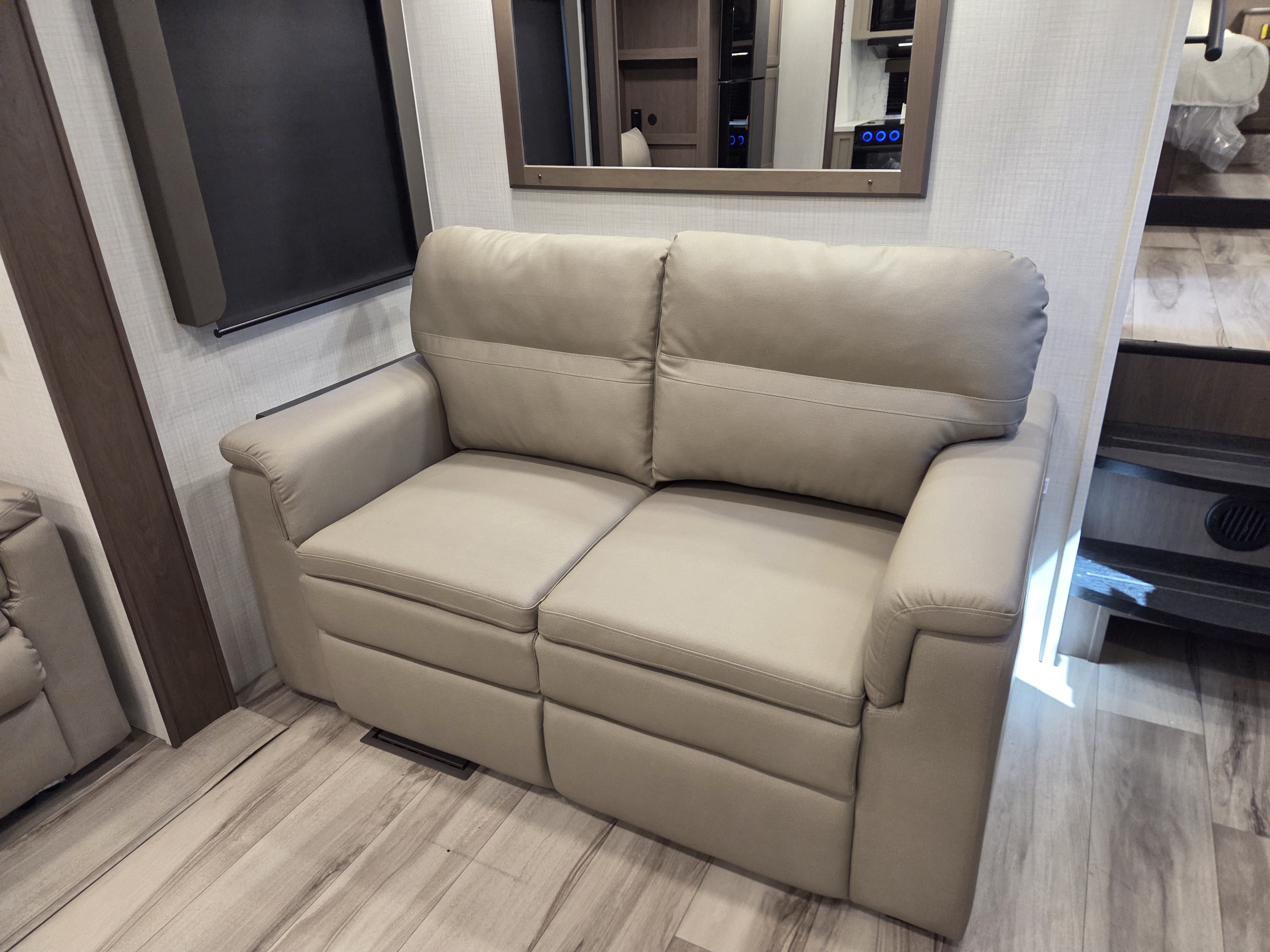 2027 Keystone Cougar Half-Ton (Fifth Wheel) 26RKE, $ 56,389