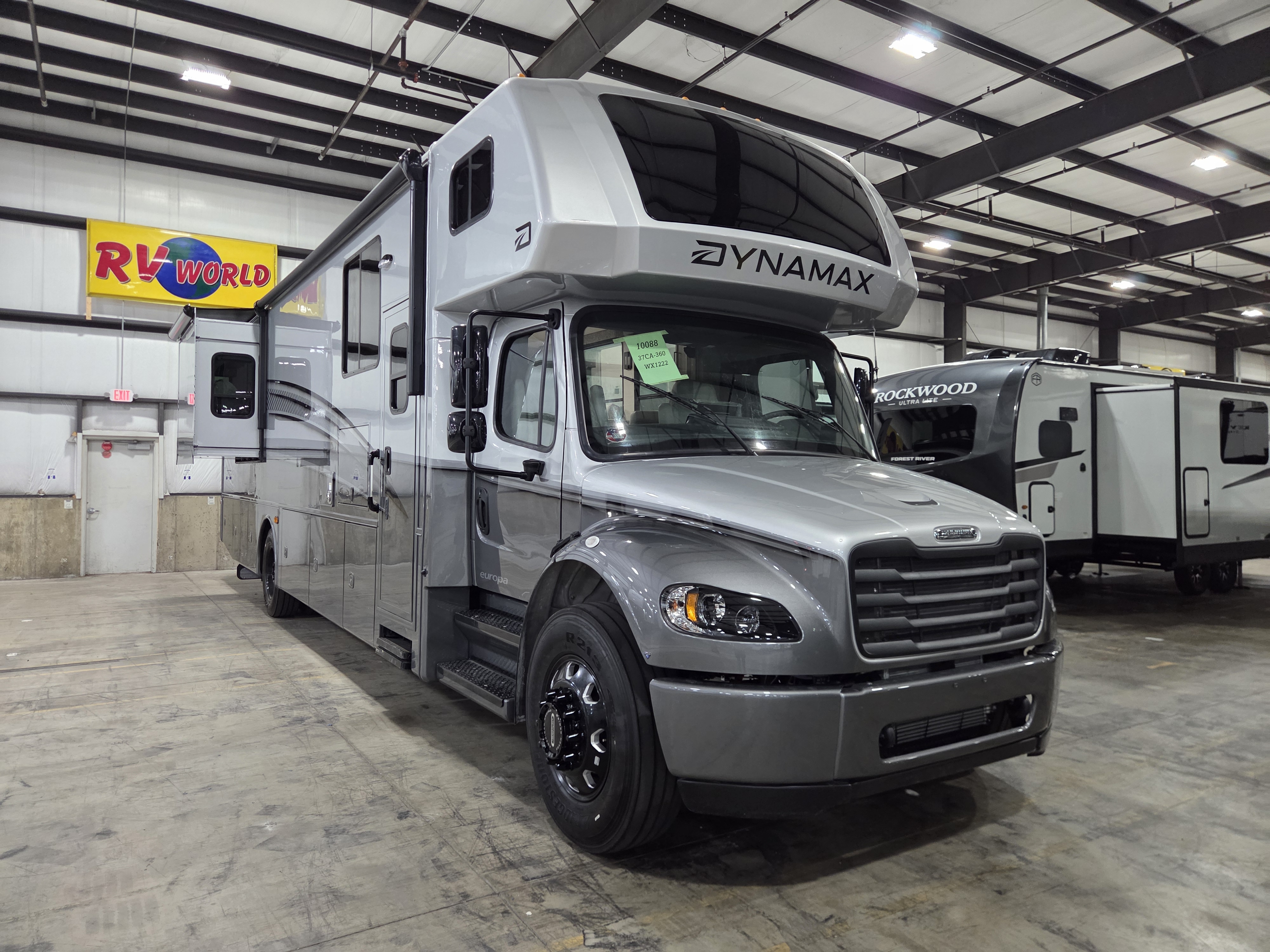 2027 Dynamax Europa S 37CA, $ 294,997