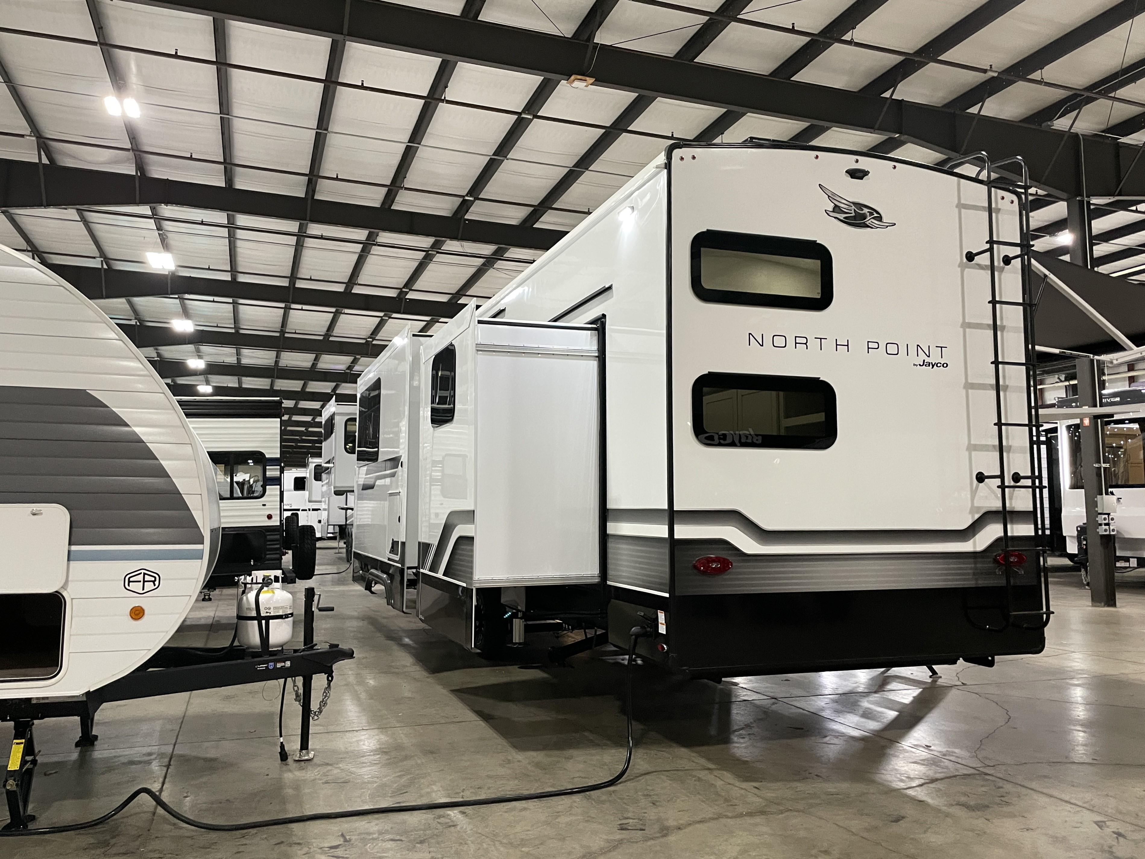 2027 Jayco North Point 391TBBH, $ 105,995