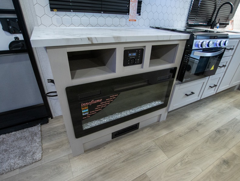 2026 Jayco Jay Feather 19MRK, $ 29,995