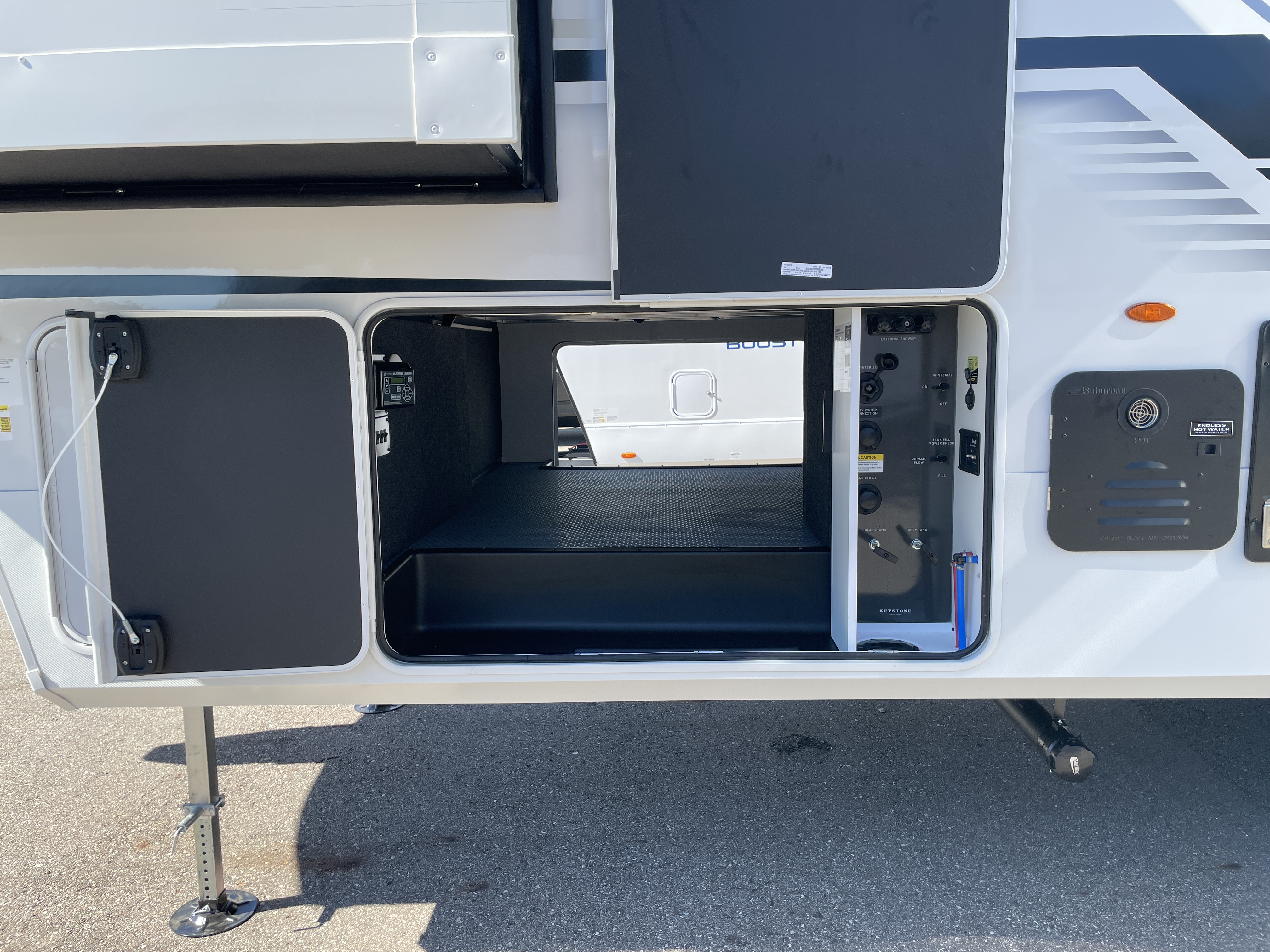 2027 Keystone Cougar 260MLE, $ 64,999