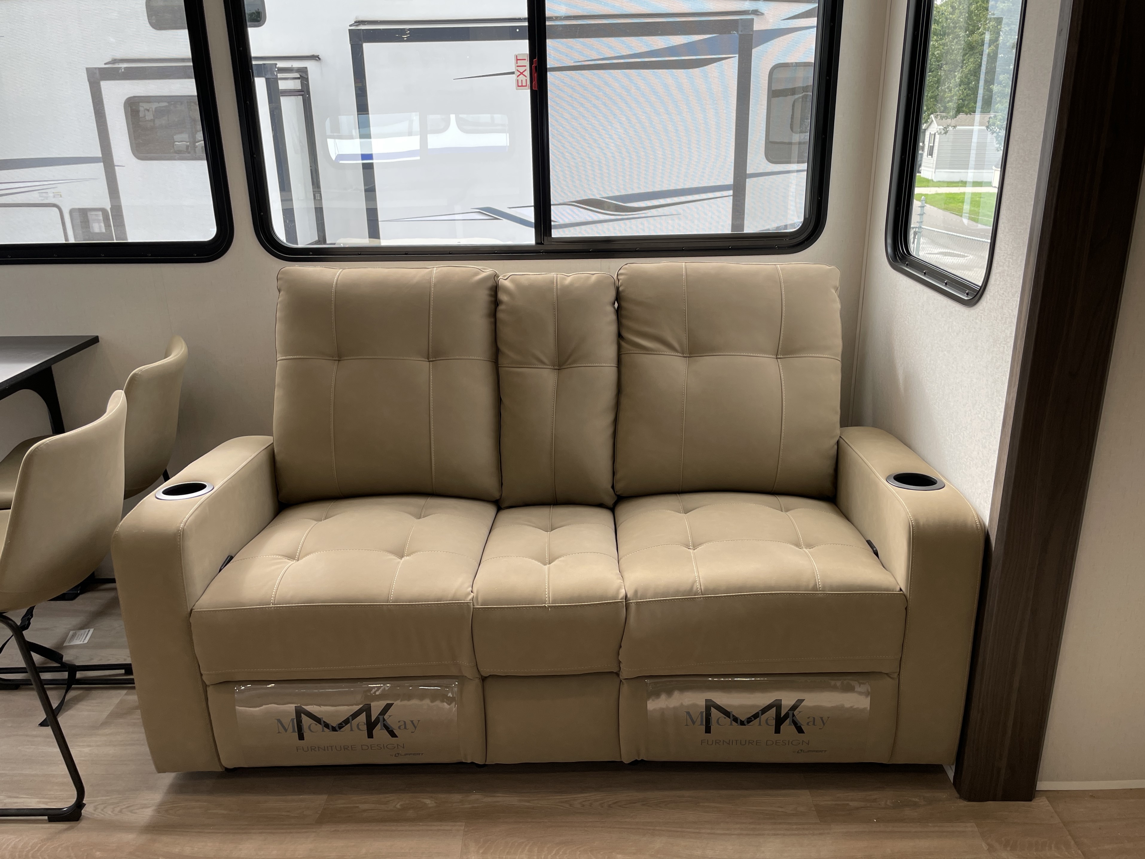 2027 Forest River Cherokee Arctic Wolf 37LOFT, $ 73,999